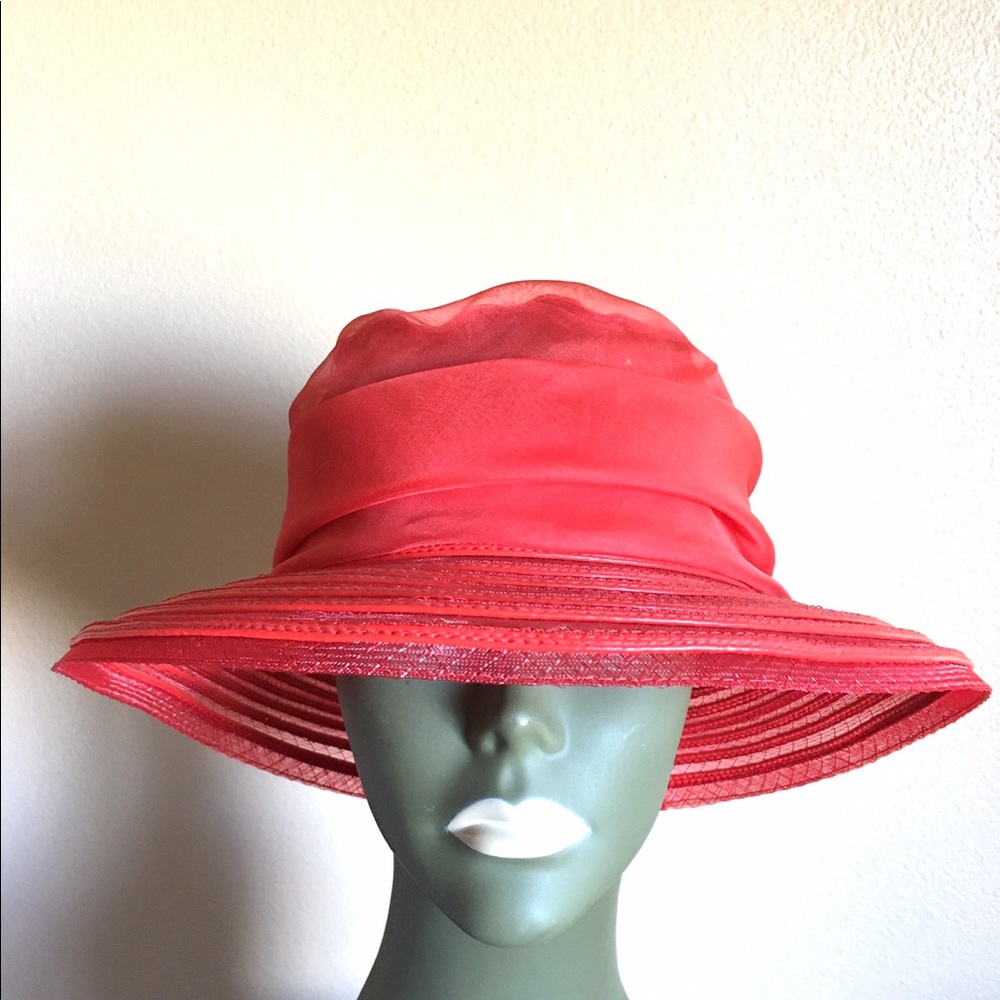 Packable/Travel hat